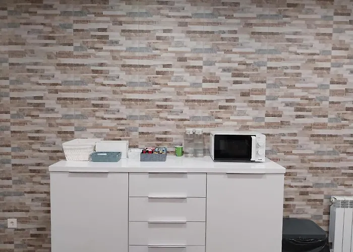 Dpcristal El Rinconcito サリア